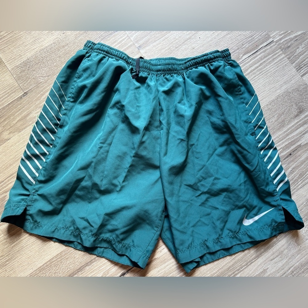 Nike Green dri-fit running shorts size Large